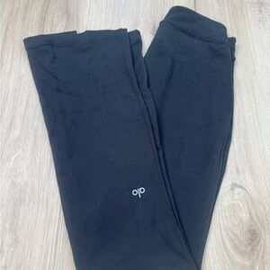 ALO Yoga Charcoal Leggings
